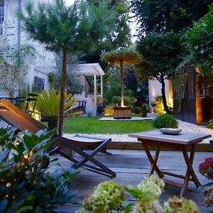 Bed & Breakfast Du Square, Luxury Parijs